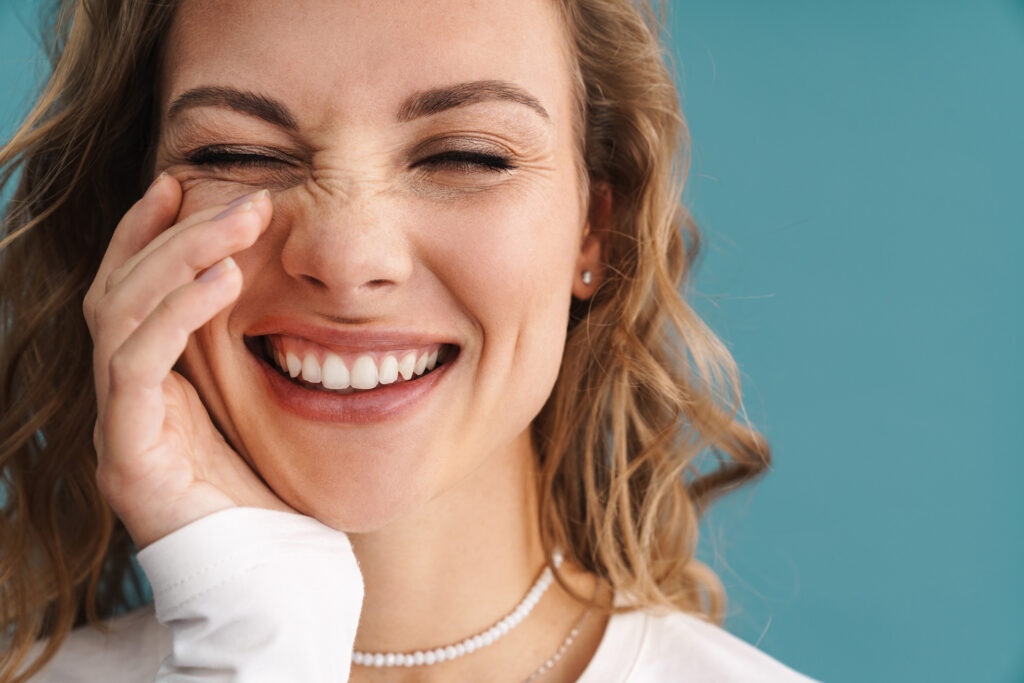 Smiling woman.